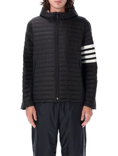 Downfield Quilted Hooded Jacket - Thom Browne - Modalova