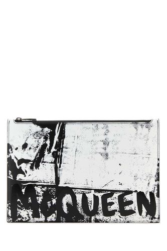 Printed Leather Mcqueen Graffiti Clutch - Alexander McQueen - Modalova