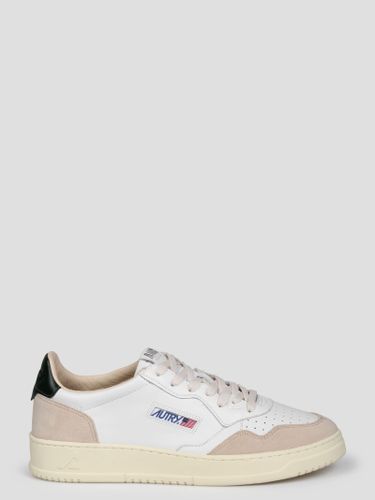 Autry Medalist Low Sneakers - Autry - Modalova