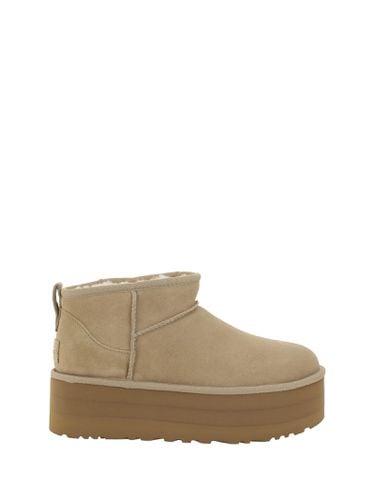 Classic Ultra Mini Platform Boots - UGG - Modalova