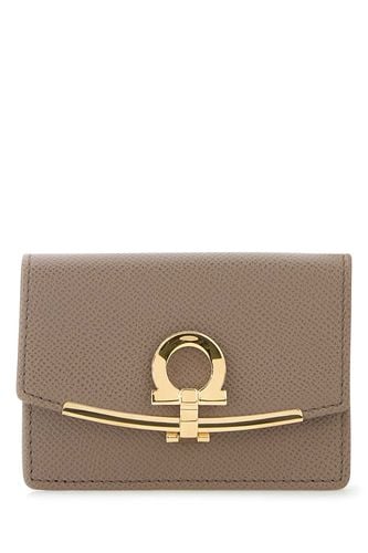 Ferragamo Cappuccino Leather Wallet - Ferragamo - Modalova