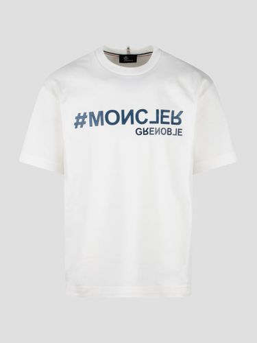 Rubberized Logo T-shirt - Moncler Grenoble - Modalova