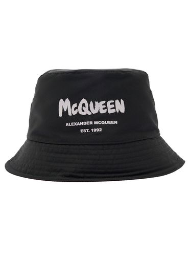 Bucket Hat With Tonal Graffiti Logo In Polyester - Alexander McQueen - Modalova