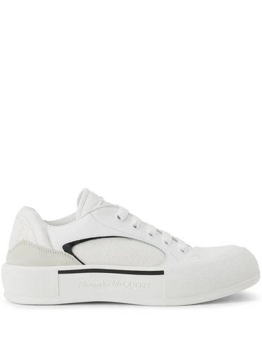 Plimsoll Skate Shoes - Alexander McQueen - Modalova