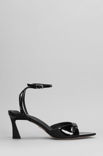 Bianca 65 Sandals In Patent Leather - Lola Cruz - Modalova