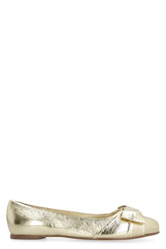 Varina Metallic Leather Ballet Flats - Ferragamo - Modalova