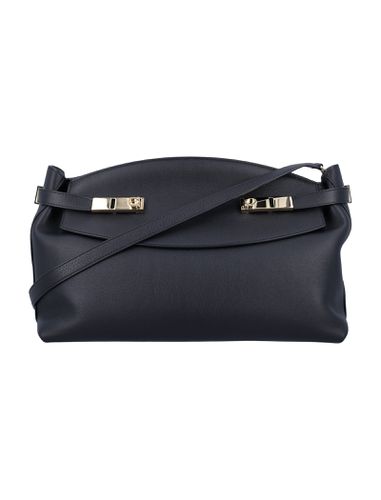 Ferragamo Hug Shoulder Bag - Ferragamo - Modalova