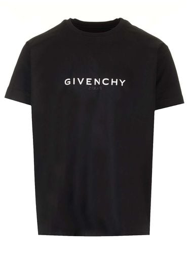 Oversized givenchy Reverse T-shirt - Givenchy - Modalova