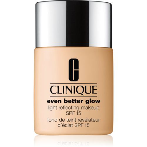 Even Better™ Glow Light Reflecting Makeup SPF 15 fondotinta illuminante SPF 15 colore WN 12 Meringue 30 ml - Clinique - Modalova