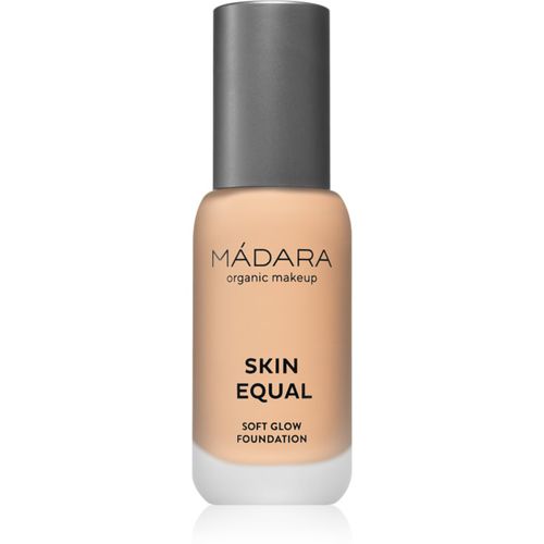 MÁDARA Skin Equal fondotinta illuminante per un look naturale SPF 15 colore #40 Sand 30 ml - Mádara - Modalova