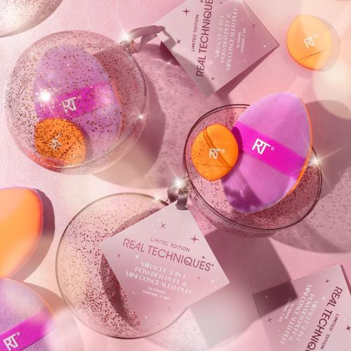 Miracle 2-in-1 Powder Puff Ornament esponja de maquillaje 2 uds - Real Techniques - Modalova