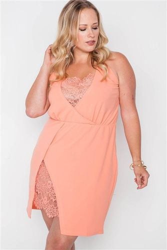 Plus Size Lace Detail Bodycon Mini Dress - KandyKouture - Modalova