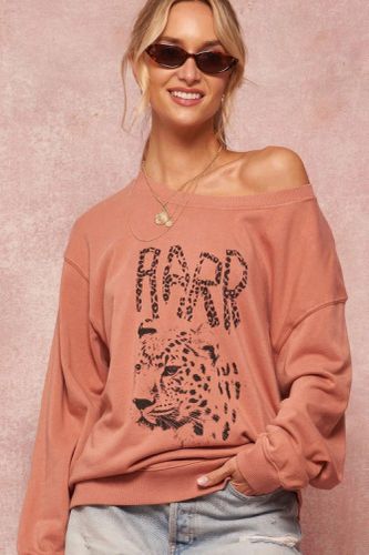 A Garment Dyed French Terry Graphic Sweatshirt - KandyKouture - Modalova