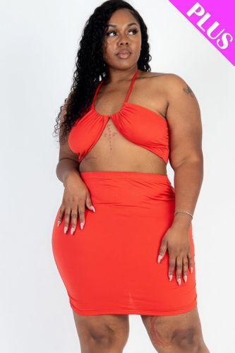 Plus Size Sexy Solid Crisscross Halter Top & Ruched Mini Skirt Set - KandyKouture - Modalova