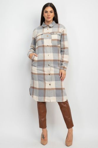 Plaid Buttoned Shacket Coat - KandyKouture - Modalova