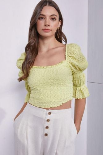 MUSTARD SEED Crinkle Texture Puff Sleeve Crop Top - Trendsi - Modalova