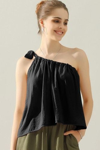 Ninexis One Shoulder Bow Tie Strap Satin Silk Top - Trendsi - Modalova