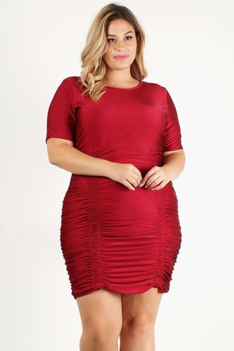 Plus Size Solid Bodycon Mini Dress - KandyKouture - Modalova