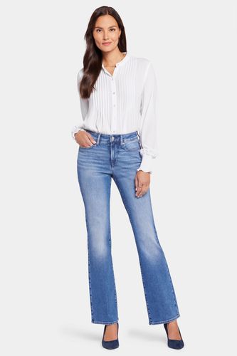 Blake High Rise Slim Flare Medium Blue Premium Denim | - Nydj - Modalova