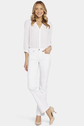 Marilyn Straight Jeans in Petite | - Nydj - Modalova