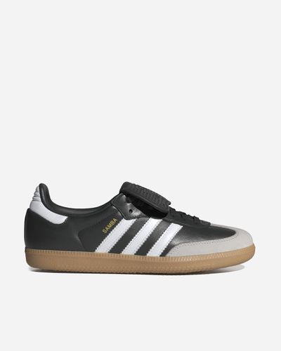 Samba LT 43 1/3 - CBLACK/FTWWHT/GOLDMT - Adidas Ori - Modalova