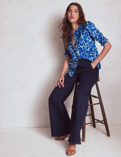 Top Effie à manches courtes-Bleu vif, motif Leafy Grove - Boden - Modalova