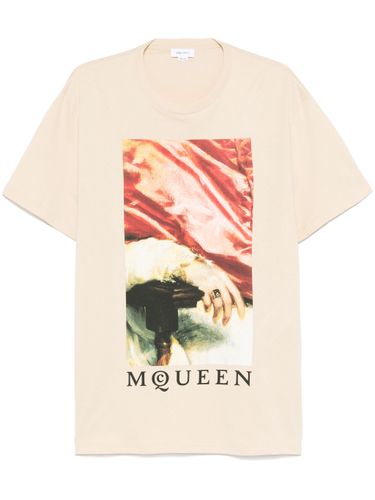 Beige Logo-Druck Rundhals-T-Shirt - Alexander McQueen - Modalova