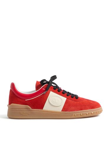 UPVILLAGE LOW TOP SNEAKER IN SPLIT LEATHER AND CALFSKIN NAPPA LEATHER - Man - Valentino Garavani - Modalova