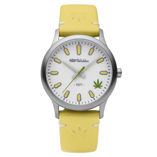 Women's Quartz Watch - Mary Jane White Dial Yellow Leather Strap / W2006 - 420Waldos - Modalova