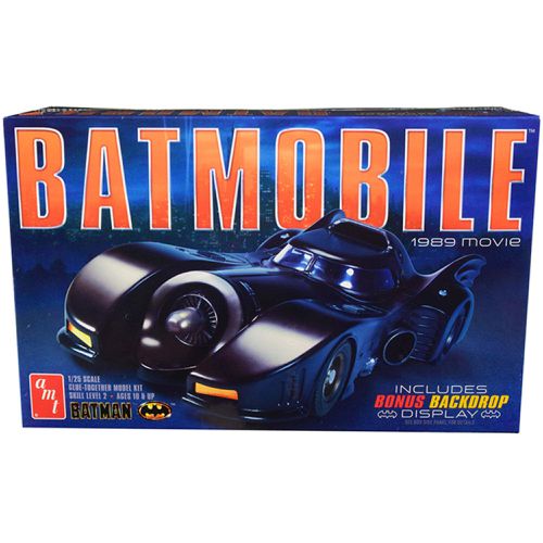 Scale Model Kit - Skill 2 Batmobile Batman (1989) with Backdrop Display - AMT - Modalova