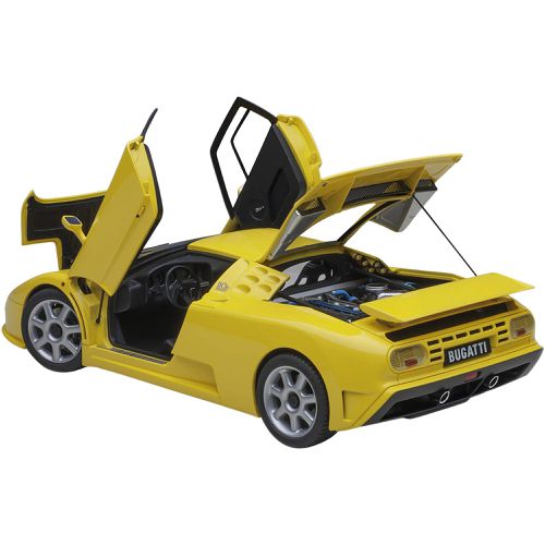 Model Car - 1/18 Scale Bugatti EB110 SS Super Sport Giallo Bugatti Yellow - Autoart - Modalova