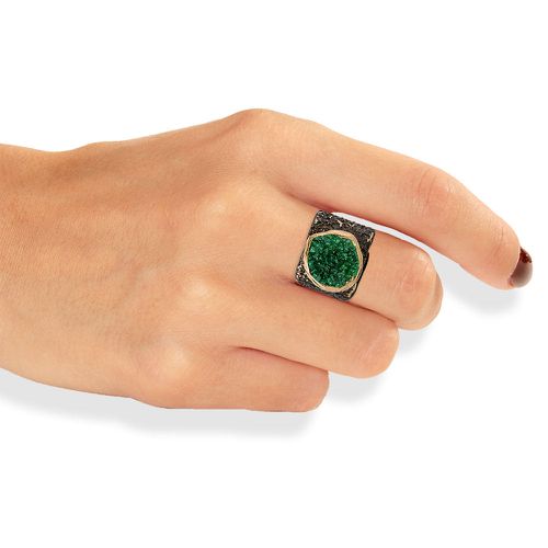 Black Bronze Ring With Green Crystals - Tina Kotsoni - Modalova