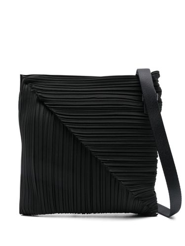 Diagonal Pleated Shoulder Bag - Pleats Please Issey Miyake - Modalova