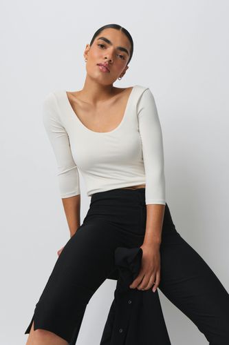 Soft touch scoop neck top - Gina Tricot - Modalova