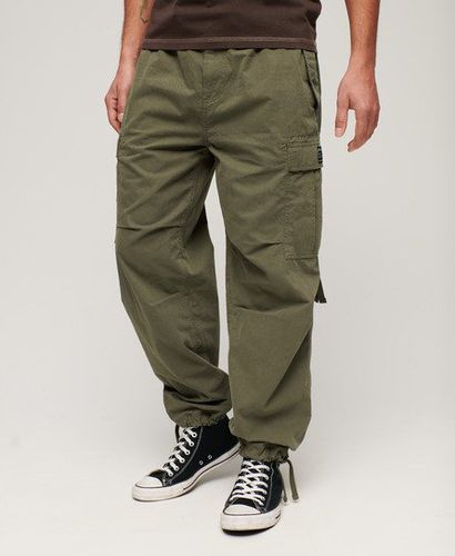 Men's Mens Classic Parachute Grip Trousers, Green, Size: 30/32 - Superdry - Modalova