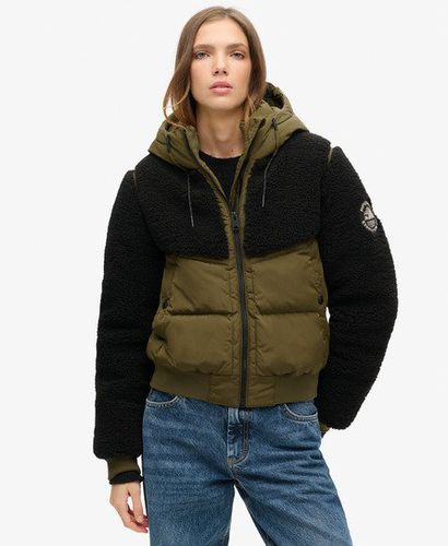 Women's Everest Bomber Hybrid Jacket Green/Black / Dark Olive - Size: 16 - Superdry - Modalova