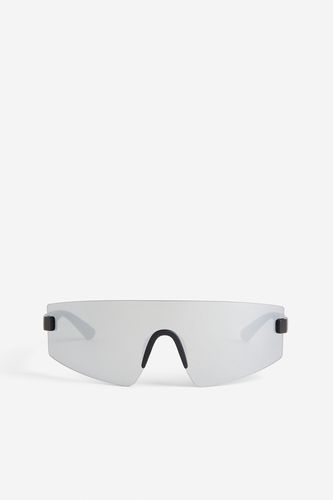 Sport-Sonnenbrille Schwarz, Sonnenbrillen in Größe Onesize. Farbe: - H&M - Modalova