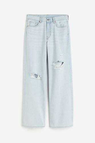 Baggy Regular Jeans Blasses Denimblau in Größe 48. Farbe: - H&M - Modalova