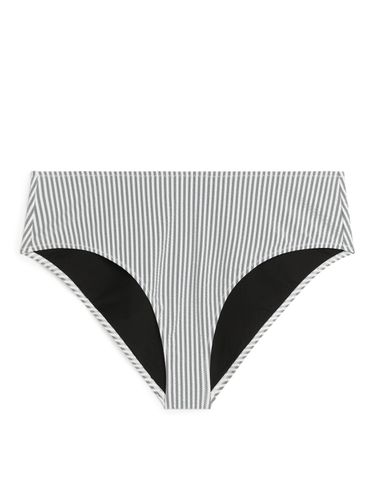 Bikinihose aus Seersucker Schwarz/weiß gestreift, Bikini-Unterteil in Größe 44. Farbe: - Arket - Modalova