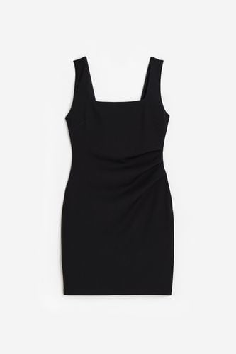 Plissiertes Kleid Schwarz, Alltagskleider in Größe L. Farbe: - H&M - Modalova