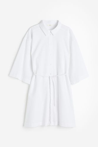 Blusenkleid aus Leinenmix Weiß, Alltagskleider in Größe L. Farbe: - H&M - Modalova