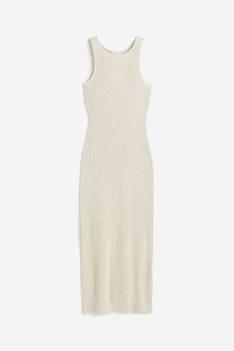 Geripptes Kleid aus Seidenmix Hellbeige, Alltagskleider in Größe L. Farbe: - H&M - Modalova