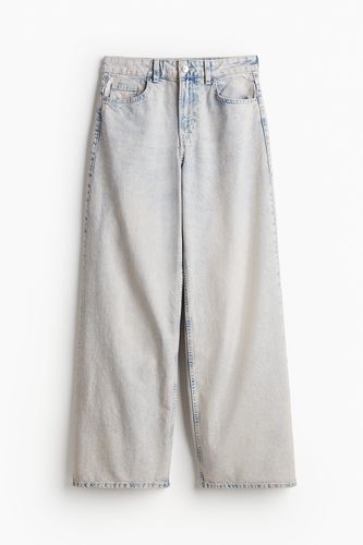 Baggy Regular Jeans Blasses Denimblau in Größe 32. Farbe: - H&M - Modalova