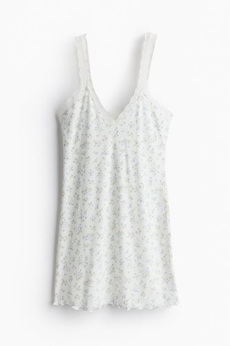 Geripptes Nachthemd mit Spitzenbesatz Weiß/Klein geblümt, Nachthemden in Größe L. Farbe: - H&M - Modalova