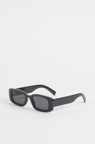 Eckige Sonnenbrille Schwarz, Sonnenbrillen in Größe Onesize. Farbe: - H&M - Modalova