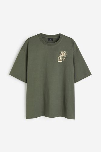 Bedrucktes T-Shirt in Oversized Fit Khakigrün/Hardcore Größe XL. Farbe: - H&M - Modalova