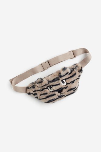 Flauschige Multifunktionstasche Hellbeige/Tiger, Taschen in Größe Onesize. Farbe: - H&M - Modalova