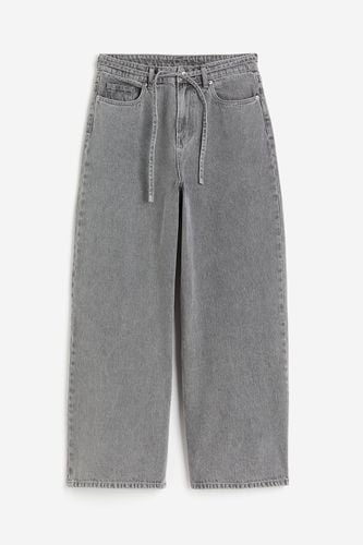 S Baggy Regular Jeans Grau in Größe 44. Farbe: - H&M - Modalova