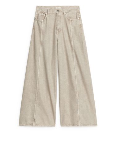 AURORA High Wide Jeans Taupe, Baggy in Größe 44. Farbe: - Arket - Modalova