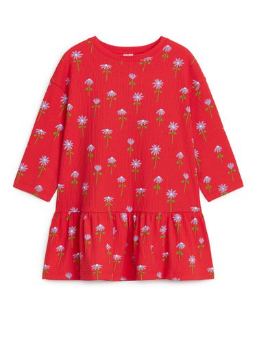 Jerseykleid mit Rüschen Rot, Kleider in Größe 110/116. Farbe: - Arket - Modalova